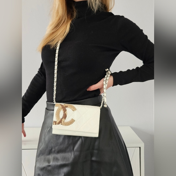 💮CHANEL Cambon White Wallet 💮 - Picture 16 of 17